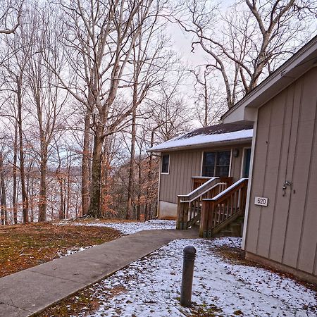 Lake Cumberland State Resort Park Jamestown Exterior photo